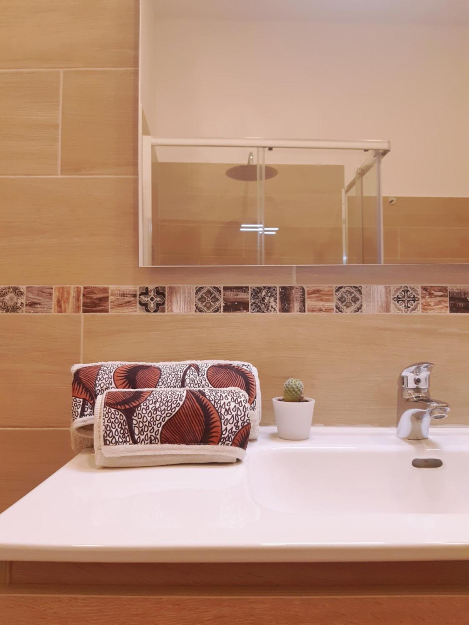 Intrecci & Impasti Apartment Napoli Bagian luar foto